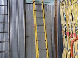 Branach Fiberglass Extension Ladder 3.9 to 6.4 Meter Industrial   - picture0' - Click to enlarge