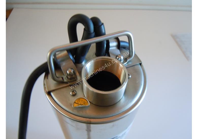 LLOYDS DEALS - Sabre 1.5HP JKCH-50A Submersible 240 Volt stainless Water Pump Float Switch Q 53/100 