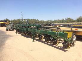 Excel Excel Precision Planter Disc Seeder Seeding/Planting Equip - picture1' - Click to enlarge