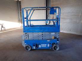 Genie GS1932 Electric Scissor Lift - picture0' - Click to enlarge