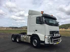 LOW KM'S - 2008 Volvo FH660 - picture0' - Click to enlarge