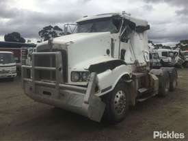 2004 Kenworth T404 - picture2' - Click to enlarge