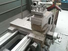 Used manual centre lathe - picture1' - Click to enlarge