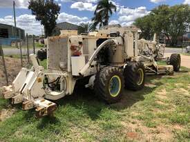 Underground Motor Grader - picture0' - Click to enlarge