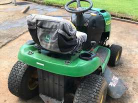 #502112 - John Deere L100 Mower  - picture1' - Click to enlarge