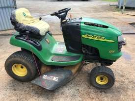 #502112 - John Deere L100 Mower  - picture2' - Click to enlarge