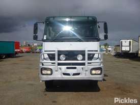 2009 MERCEDES Axor - picture1' - Click to enlarge