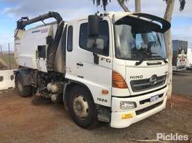 2011 Hino FG 500 1628 - picture0' - Click to enlarge