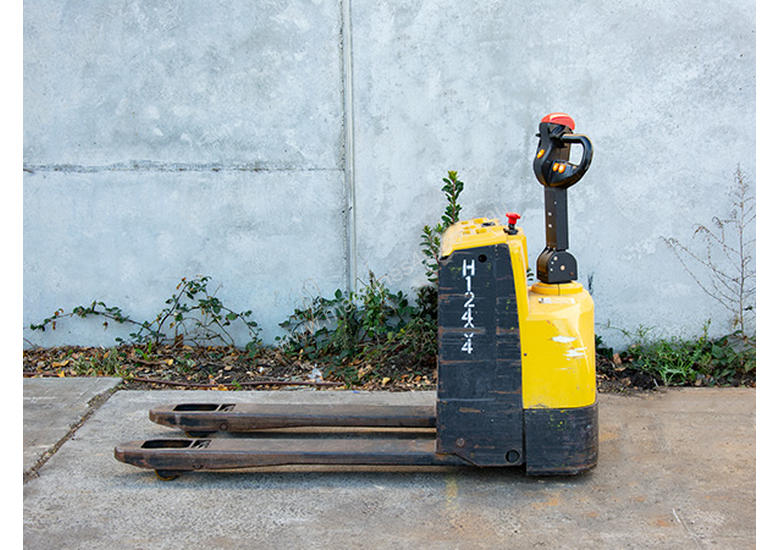 caption 2.0T Battery Electric Pallet Truck