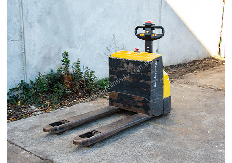 caption 2.0T Battery Electric Pallet Truck