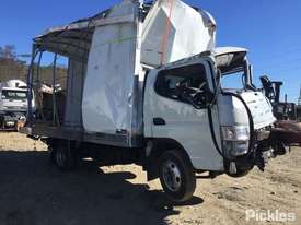 2015 Mitsubishi Canter L7/800 - picture0' - Click to enlarge