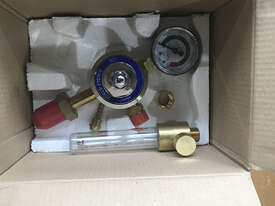 Argon Regulator MIG TIG Welding Unimig c/w Bobbin Flowmeter  - picture1' - Click to enlarge