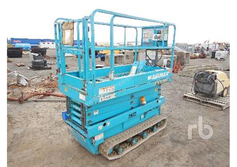 caption AIRMAN ENCL068 Scissorlift