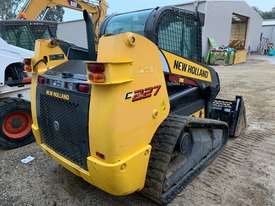 New Holland C227 Track Loader for sale - picture0' - Click to enlarge