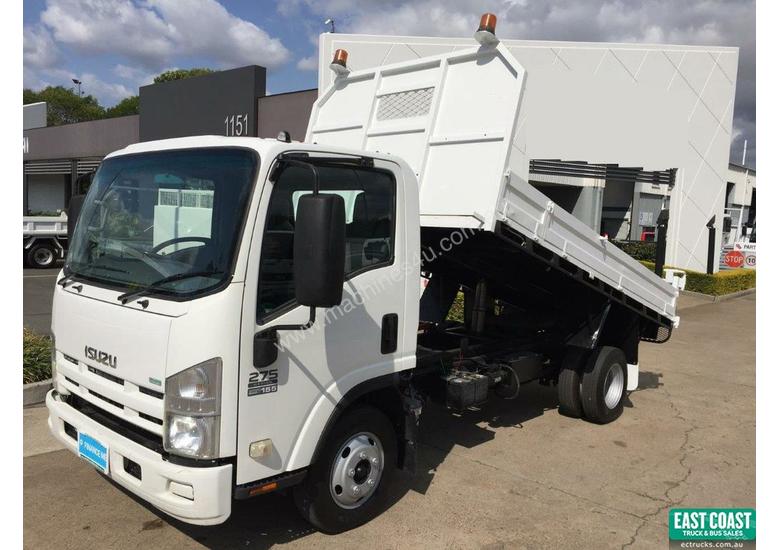 caption 2013 ISUZU NPR 275 Tipper