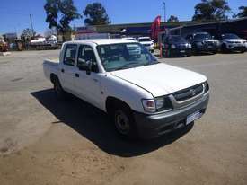 2004 Toyota Hilux 4x2 4 Door Well Body Utility  - picture1' - Click to enlarge