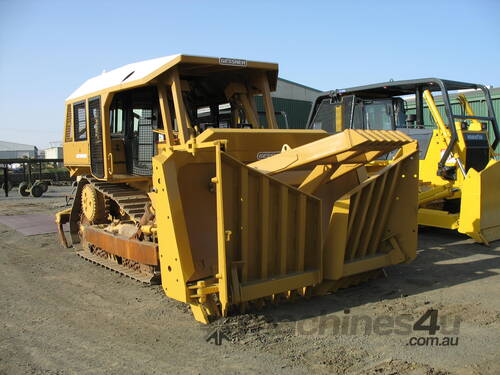 Gessner 19' Folding Stickrake - Australian Made!