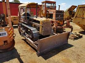 1957 Caterpillar D4  6U Bulldozer *CONDITIONS APPLY* - picture0' - Click to enlarge