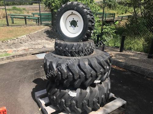 Industrial tyres & Rims to suit New Holland Boomer 40 of 50