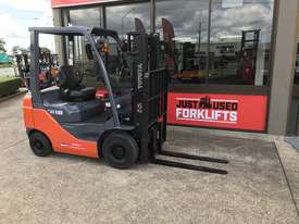  32- 8 FG1.8, 4 WHEEL COUNTER BALANCED FORKLIFT CONTAINER FRIENDLY - picture0' - Click to enlarge