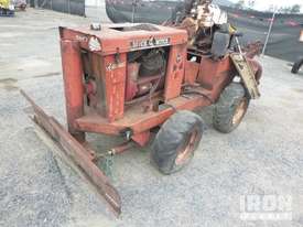 1989 Ditch Witch V30 - picture0' - Click to enlarge