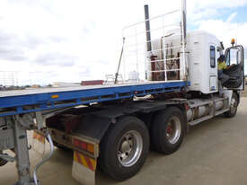 Haulmark R/T Lead/Mid Flat top Trailer - picture2' - Click to enlarge