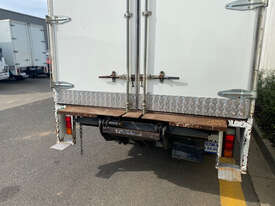 Fuso Canter Pantech Truck - picture1' - Click to enlarge