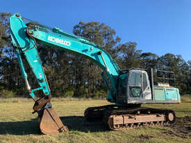 Kobelco SK330 Tracked-Excav Excavator - picture0' - Click to enlarge