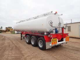 Unused 2022 Action Tri Axle Water Tanker Trailer - picture2' - Click to enlarge