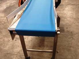 Flat Belt Conveyor, 1550mm L x 280mm W x 800mm H - picture1' - Click to enlarge