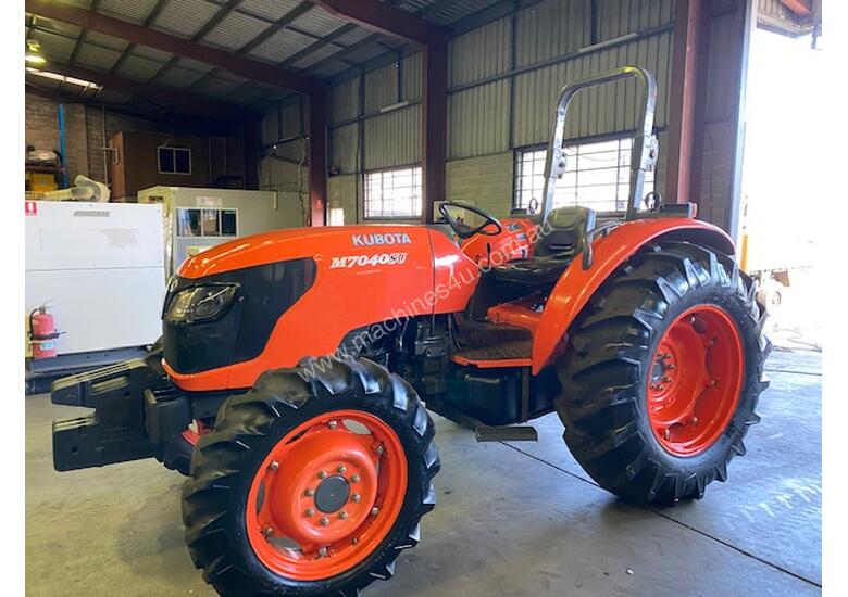 Used Kubota KUBOTA M7040SU 70 HP TRACTOR AS NEW CONDITION 386 HOURS T T