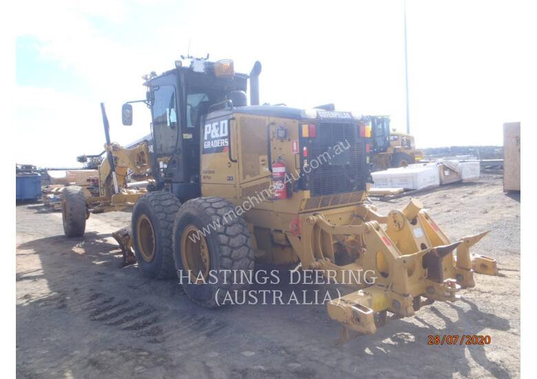 caption CATERPILLAR 140M Motor Graders