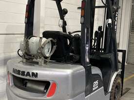 Nissan 2.5 ton LPG  5.5M Lift Height - picture0' - Click to enlarge