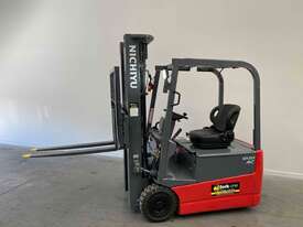 Nichiyu Battery electric 3 wheel - picture2' - Click to enlarge