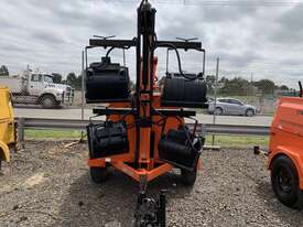 JLG 6308AN Light Tower - picture1' - Click to enlarge