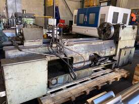 Arad manual lathe - 2000 between centres - picture0' - Click to enlarge