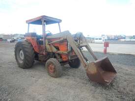 Massey Ferguson 575 Loader Bucket - picture2' - Click to enlarge