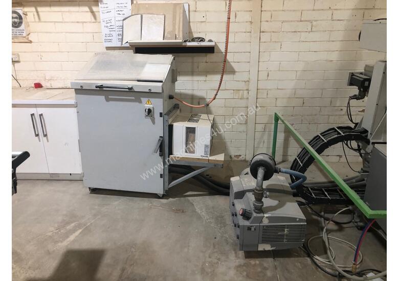caption Rover 20 Pod and Rail