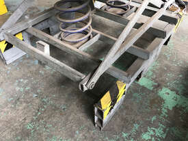 Pallet Turntable Leveling Table Spring Lift Leveller Packing 2000kg - Used Item - picture2' - Click to enlarge
