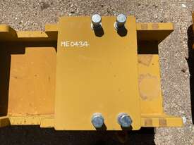 Caterpillar 12H/M & 140H/M Push Block  - picture0' - Click to enlarge