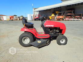 MTD YARD MACHINE RIDE ON MOWER - picture0' - Click to enlarge