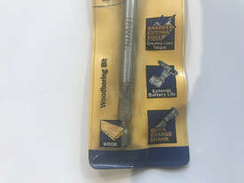 Irwin Speedbor Spade Blue Groove Quick Change 32mm Wood Drill Bit 88932 - picture2' - Click to enlarge