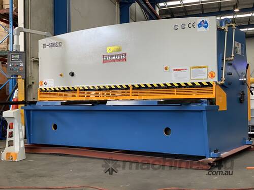 caption STEELMASTER INDUSTRIAL 3200mm x 12mm Heavy Duty Hydraulic Guillotine Power Backgauge