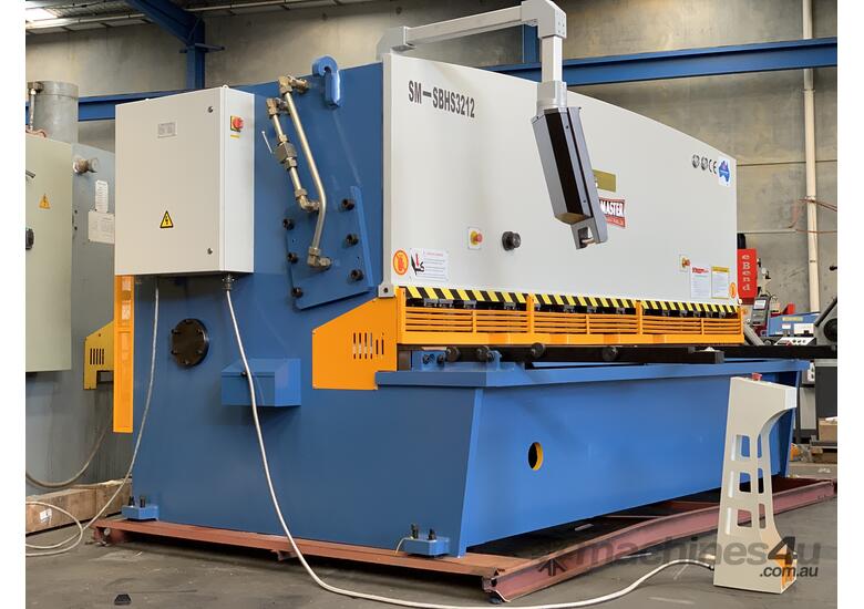 caption STEELMASTER INDUSTRIAL 3200mm x 12mm Heavy Duty Hydraulic Guillotine Power Backgauge