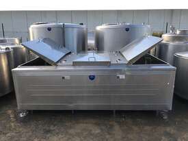 3,100ltr Jacketed Stainless Steel Tank - picture0' - Click to enlarge