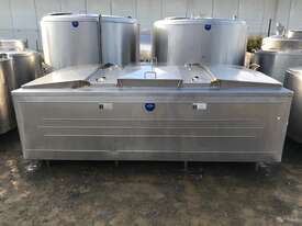 3,100ltr Jacketed Stainless Steel Tank - picture0' - Click to enlarge