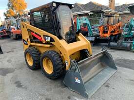 	Caterpillar 226B3  Skid Steer Loader - picture0' - Click to enlarge