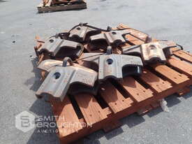 PALLET COMPRISING OF HENSLEY LIP SHROUDS (UNUSED) - picture0' - Click to enlarge