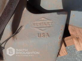 PALLET COMPRISING OF HENSLEY LIP SHROUDS (UNUSED) - picture1' - Click to enlarge