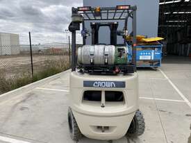 Crown 2.5 ton Forklift - picture1' - Click to enlarge